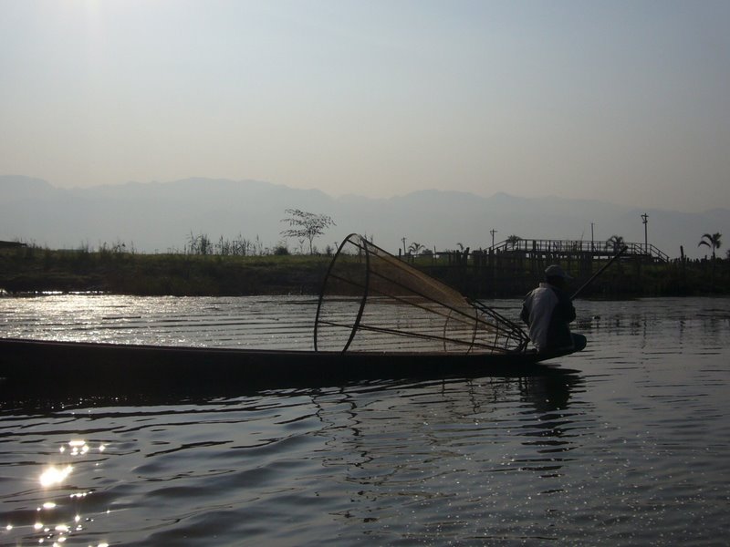 Travel - Myanmar - Inle Lake - First Boat Trip - Out onto the lake